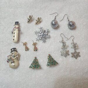 Lo of Christmas Jewelry